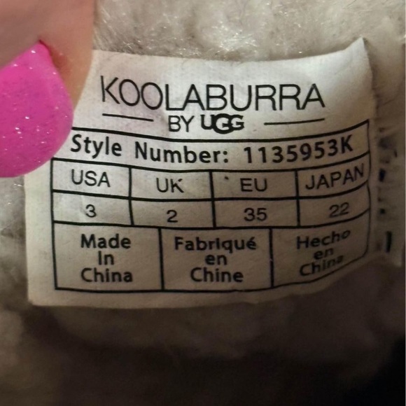 Koolaburra by UGG girls boots Size 3 - Picture 3 of 3